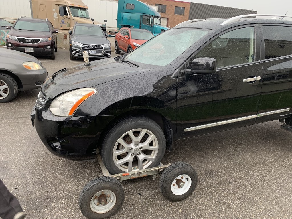 R&H Towing services inc. | 5205 Glen Erin Dr #6A, Mississauga, ON L5M 5N6, Canada | Phone: (416) 671-3384