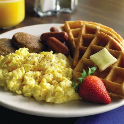InnVest Hotels | 200 Bay St #2200, Toronto, ON M5J 2J1, Canada | Phone: (416) 607-7100
