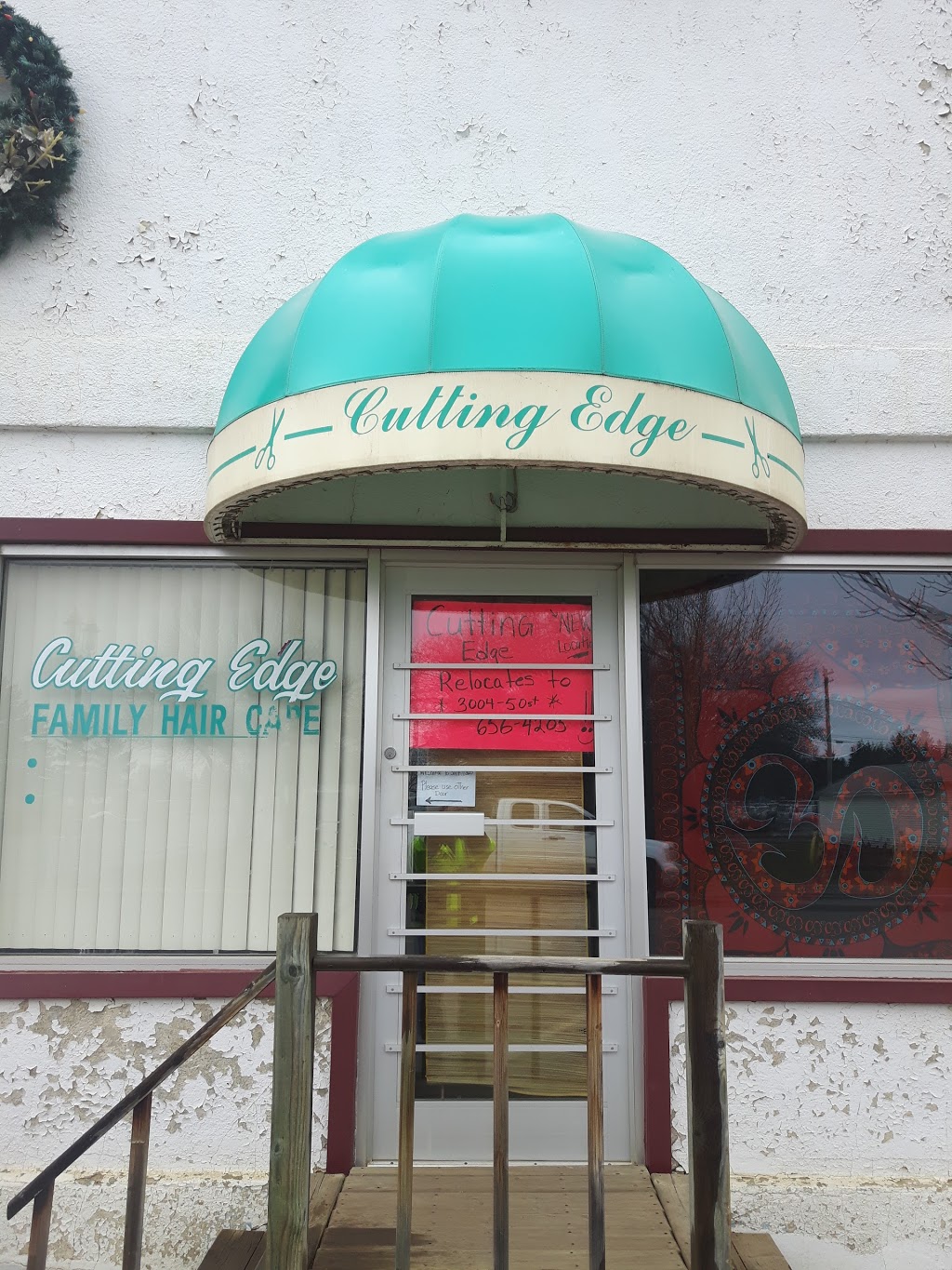 Cutting Edge Hair Salon | 106 White Earth St, Smoky Lake, AB T0A 3C0, Canada | Phone: (780) 656-4205