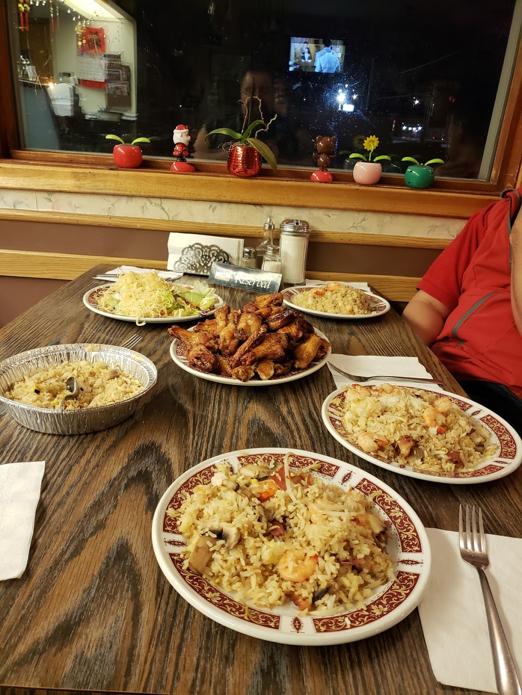 Derry Restaurant & Chinese Food | 348 Kawartha Lakes County Rd 36, Lindsay, ON K9V 6K4, Canada | Phone: (705) 324-6990