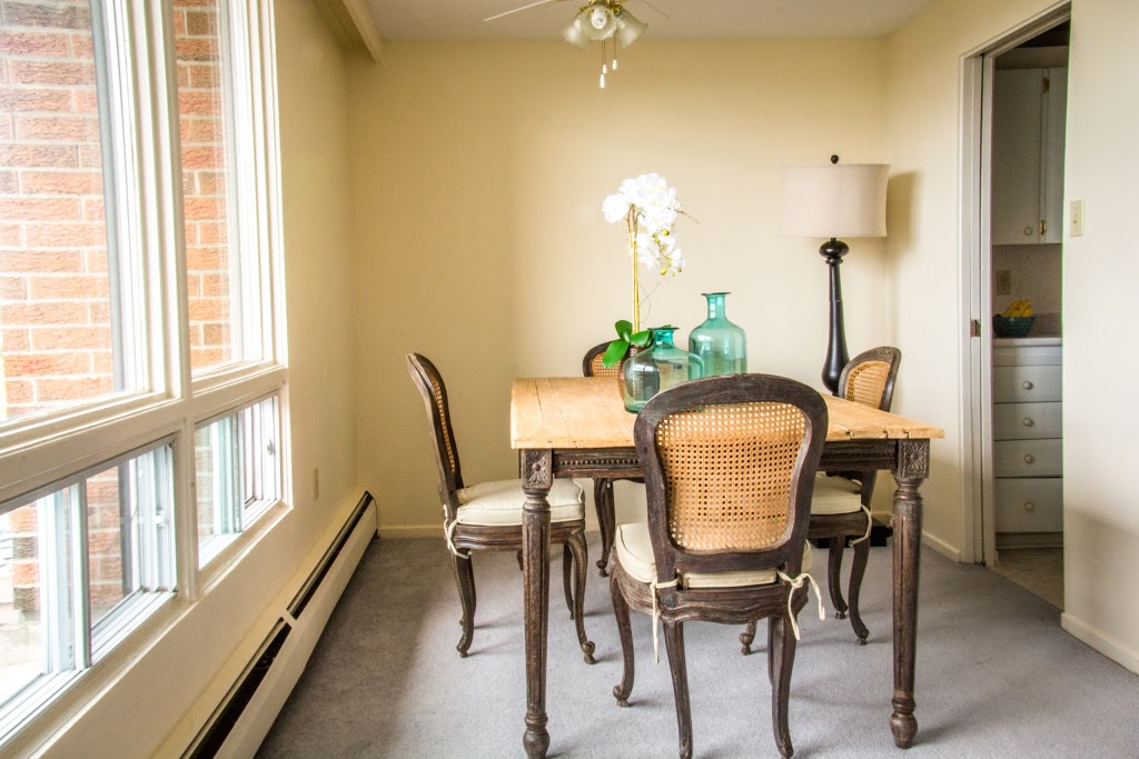 Skyline | 30 Eleanor Dr, Nepean, ON K2E 7E5, Canada | Phone: (613) 691-6570