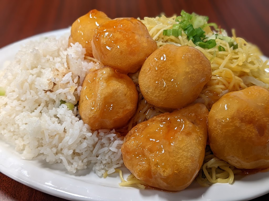 Twins Restaurant | 8331 Chappelle Way SW, Edmonton, AB T6W 4S1, Canada | Phone: (780) 705-7872