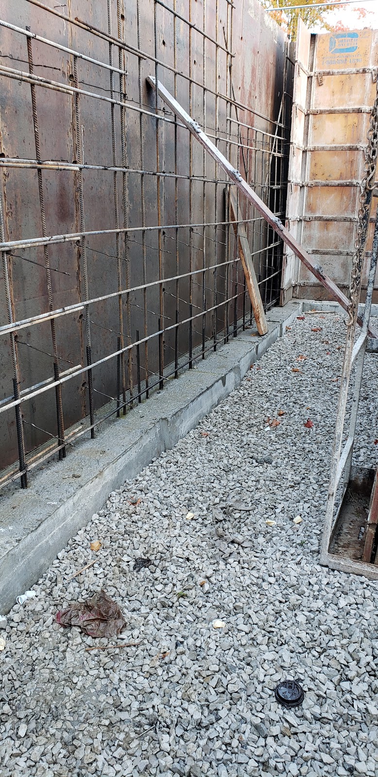 build custom home | 23 Applegate Dr, Newmarket, ON L9N 0R2, Canada | Phone: (855) 725-3537