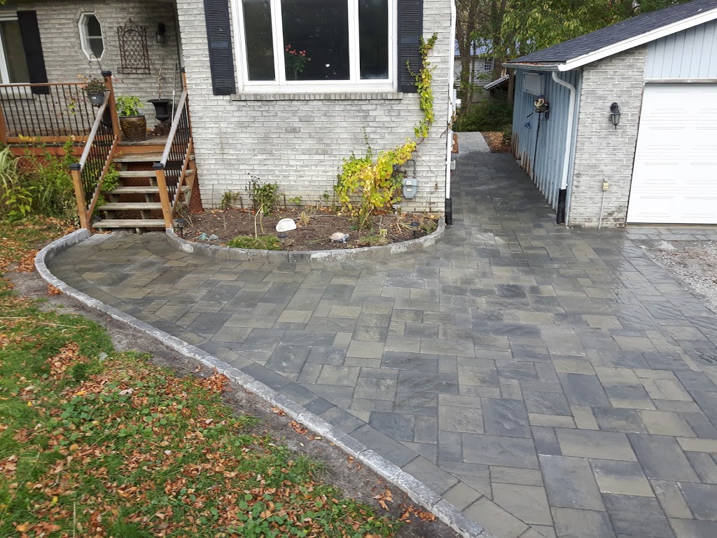 Curves & Corners Landscaping & Masonry Inc. | 19306 ON-48, Mount Albert, ON L0G 1M0, Canada | Phone: (905) 717-7950