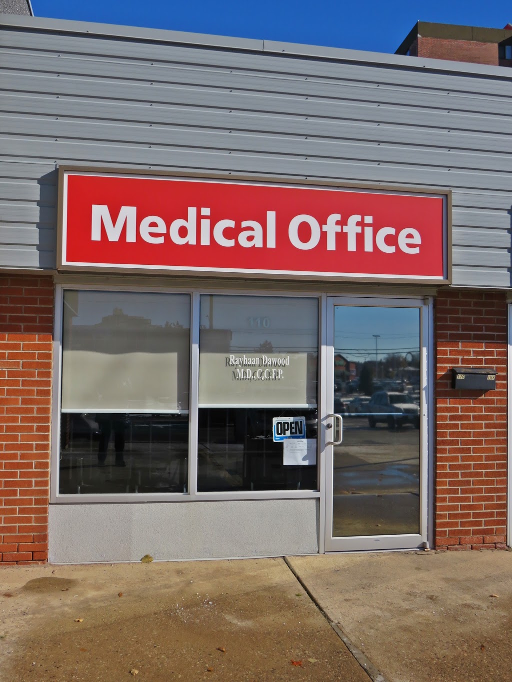 Lang Francis Dr | 110 Weber St N, Waterloo, ON N2J 3G8, Canada | Phone: (519) 746-4344