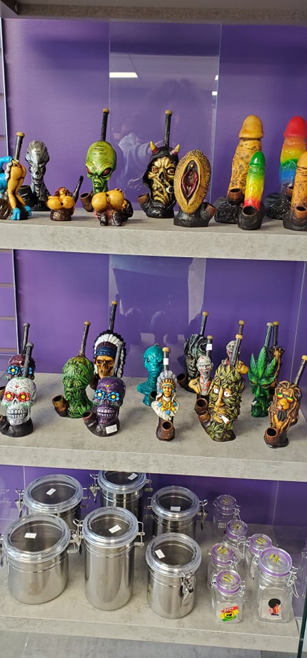 Your Bong Shop | 435 Mara Rd Unit B, Beaverton, ON L0K 1A0, Canada | Phone: (905) 960-4519