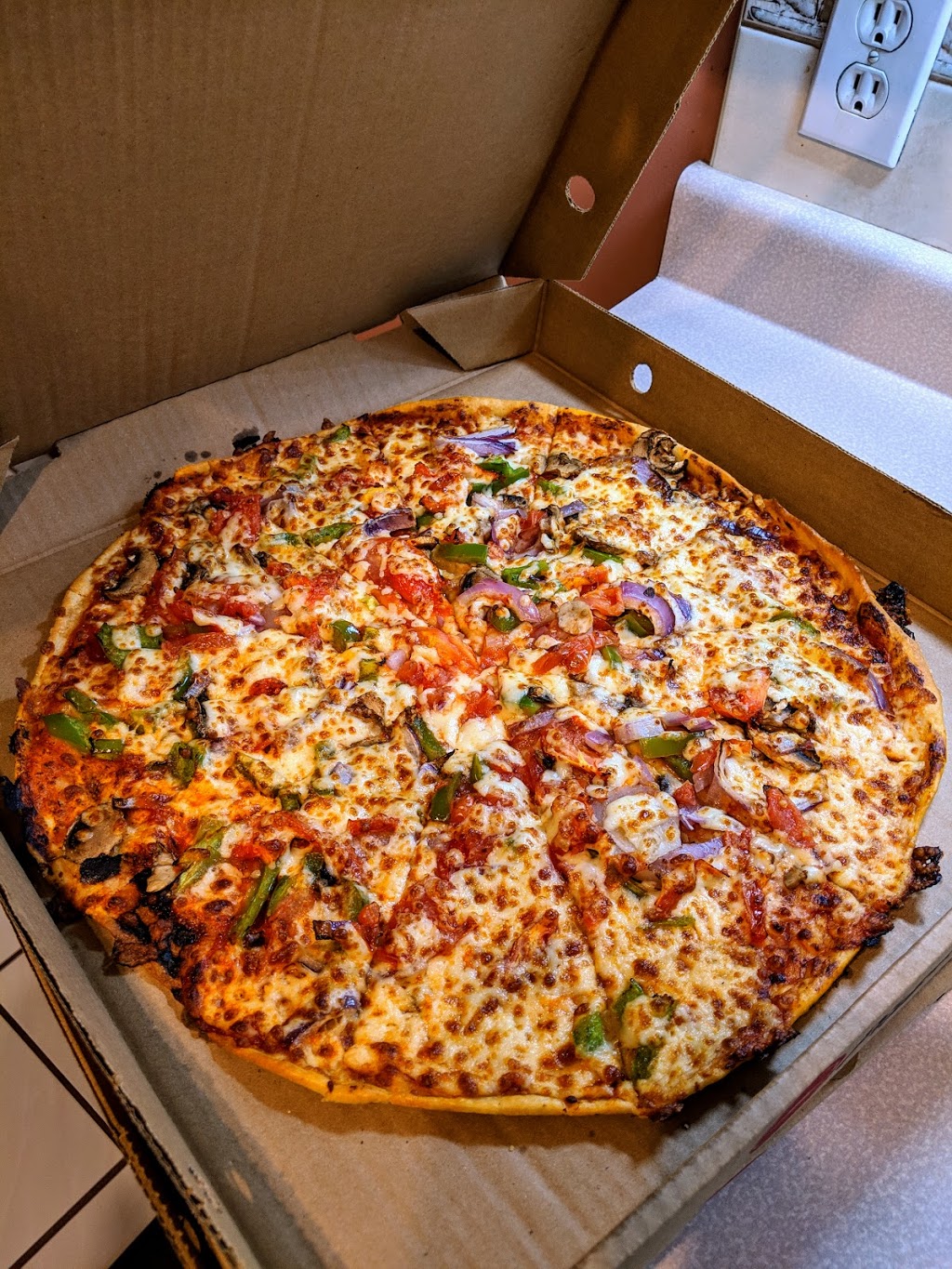 Pizza Hut | 1794 Liverpool Rd Unit 9B, Pickering, ON L1V 1V9, Canada | Phone: (905) 839-0884