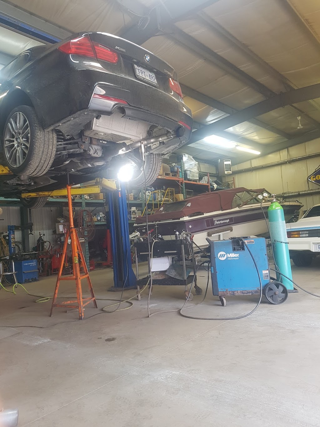 Cherreys Exhaust & Service | 27 First St E, Elmira, ON N3B 2E6, Canada | Phone: (519) 669-1899
