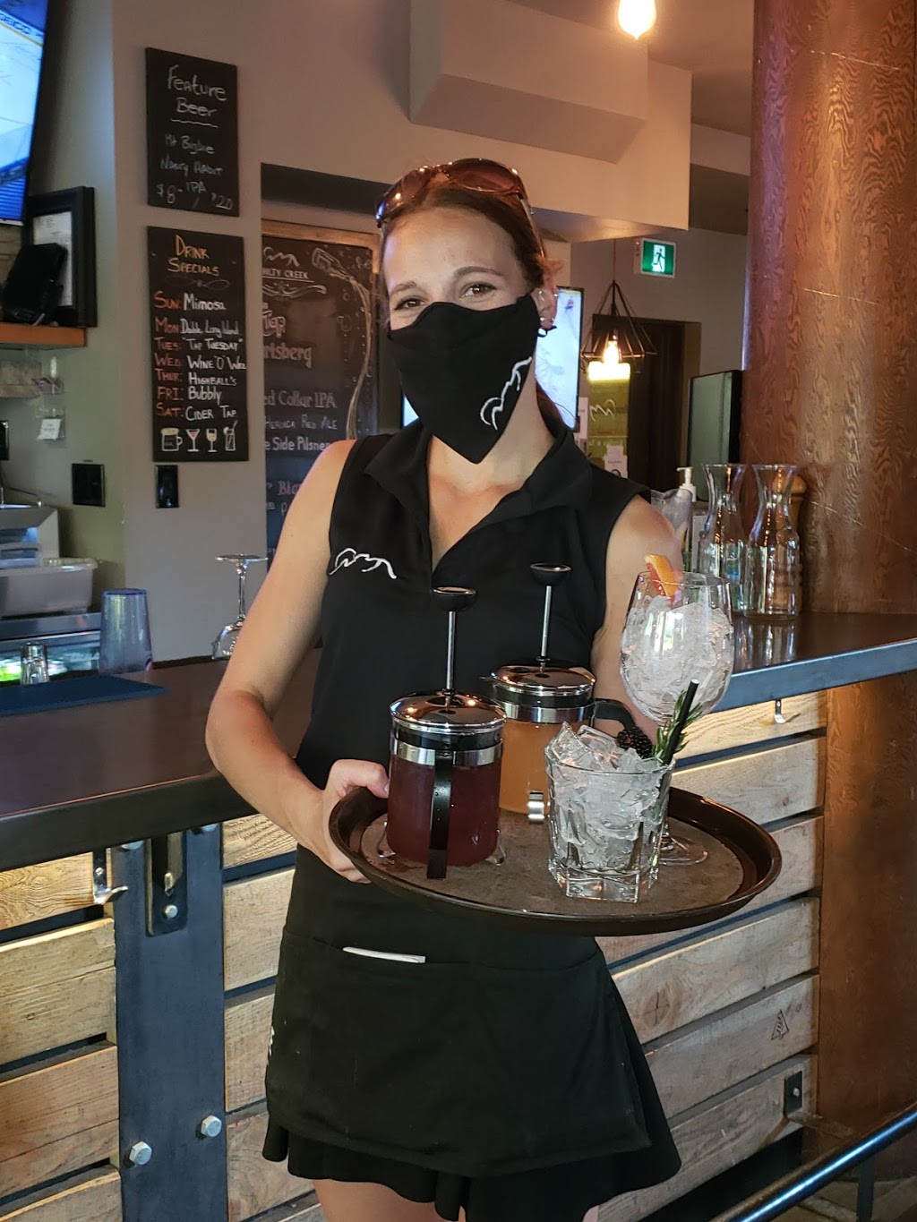 Cahilty Creek Kitchen & Taproom | 3220 Village Way, Sun Peaks, BC V0E 5N0, Canada | Phone: (250) 434-0279