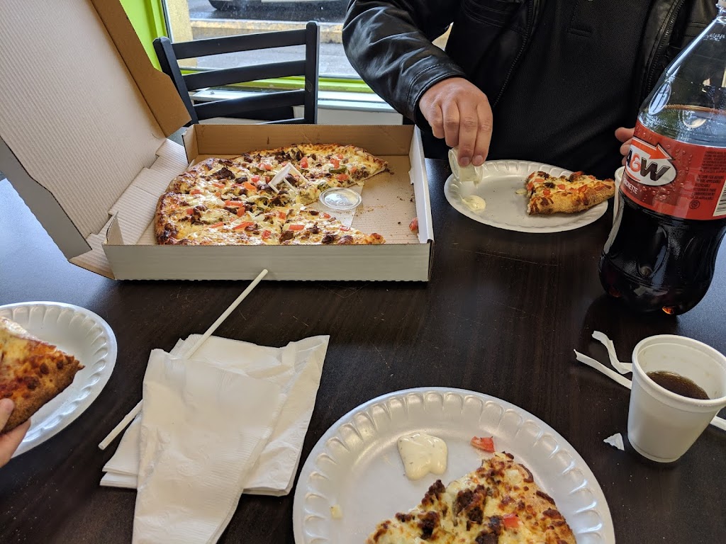 Pizza Unlimited & Fried Chicken | 3911 106 St, Edmonton, AB T6J 2S3, Canada | Phone: (780) 757-7777