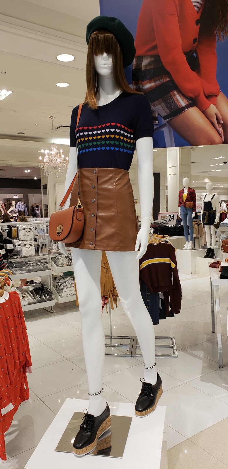 Forever 21 | 900 Maple Avenue Space #CRUA40, Burlington, ON L7S 2J8, Canada | Phone: (905) 681-6111