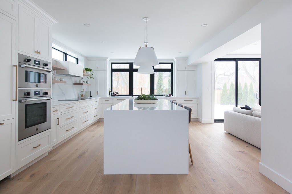 Eagleview Construction | 500 Bingemans Centre Dr #4, Kitchener, ON N2B 3X9, Canada | Phone: (226) 646-3390