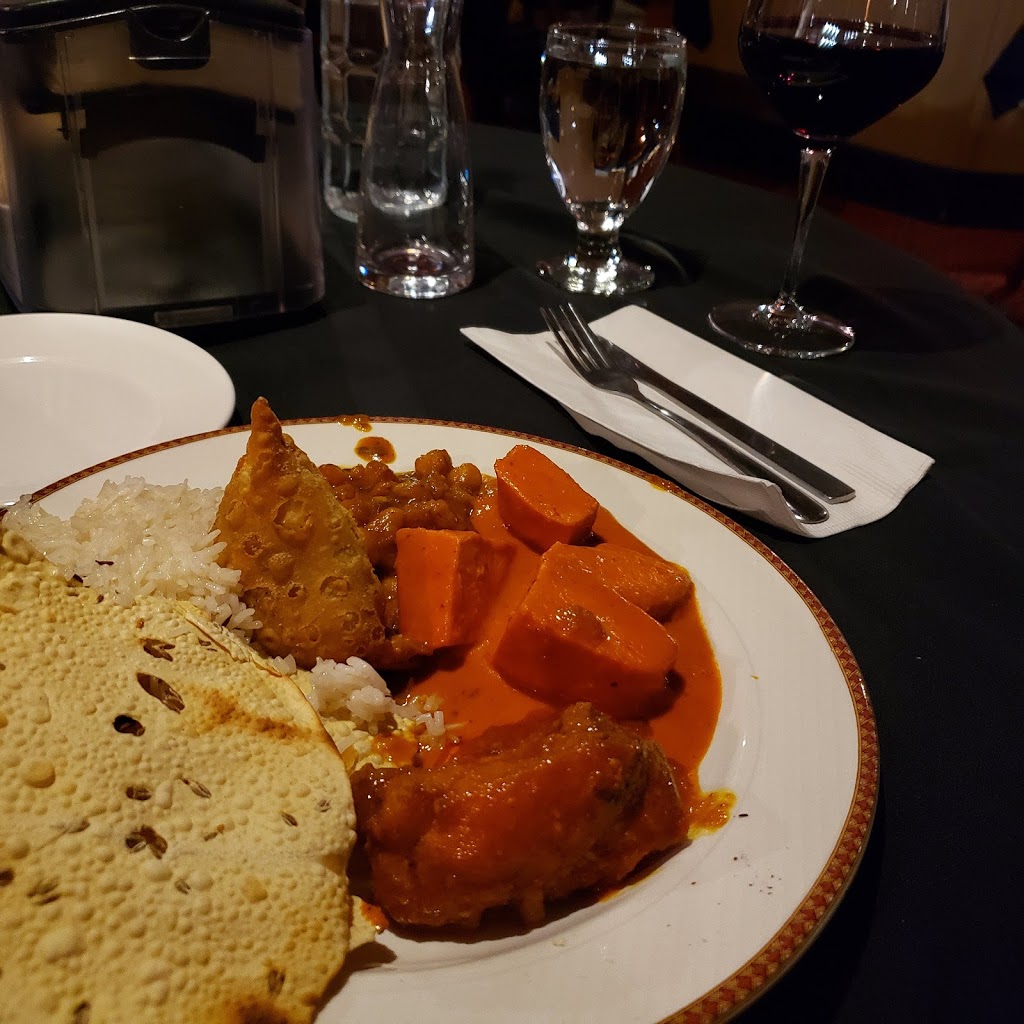 India House Restaurant | 4371 Albert St, Regina, SK S4S 3R6, Canada | Phone: (306) 586-4444