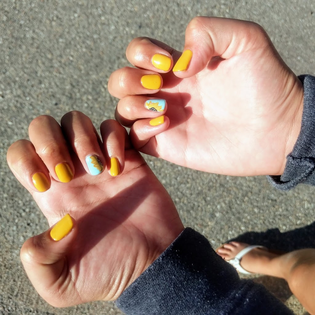 Glamour | 65 Henry St, Miramichi, NB E1V 2N4, Canada | Phone: (506) 622-0488
