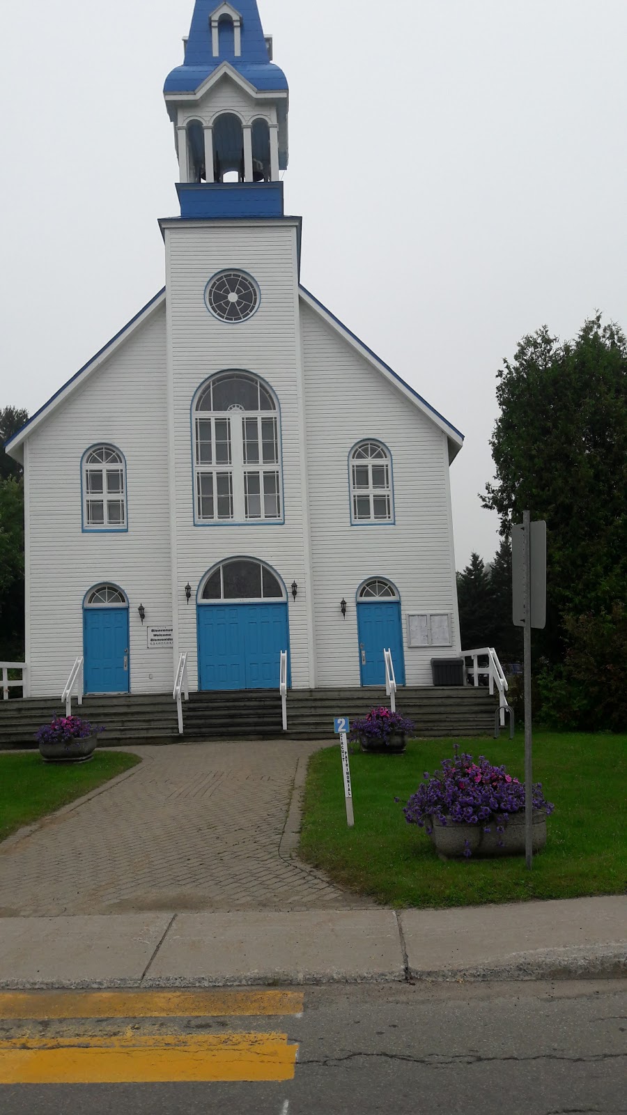 Ultramar/Dépanneur du Coin | 1750 Chemin du Village, Saint-Adolphe-dHoward, QC J0T 2B0, Canada | Phone: (819) 327-3152