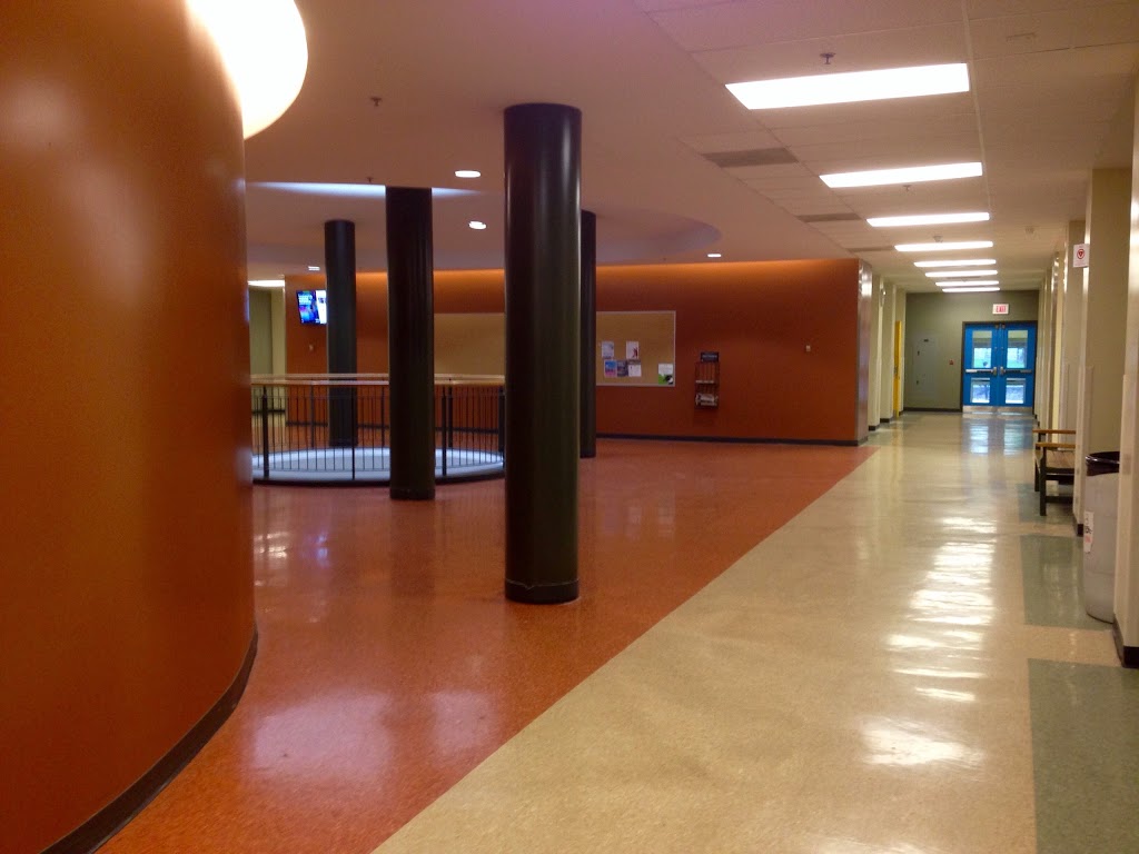 J.R. Coutts Engineering Lecture Hall (RCH) | Ring Rd, Waterloo, ON N2L 3G1, Canada | Phone: (519) 888-4567