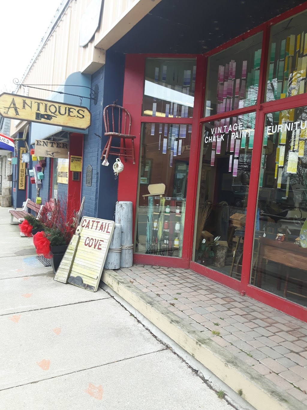 Cattail Cove Interiors | 1012 Bay St #4, Port Rowan, ON N0E 1M0, Canada | Phone: (519) 586-7474