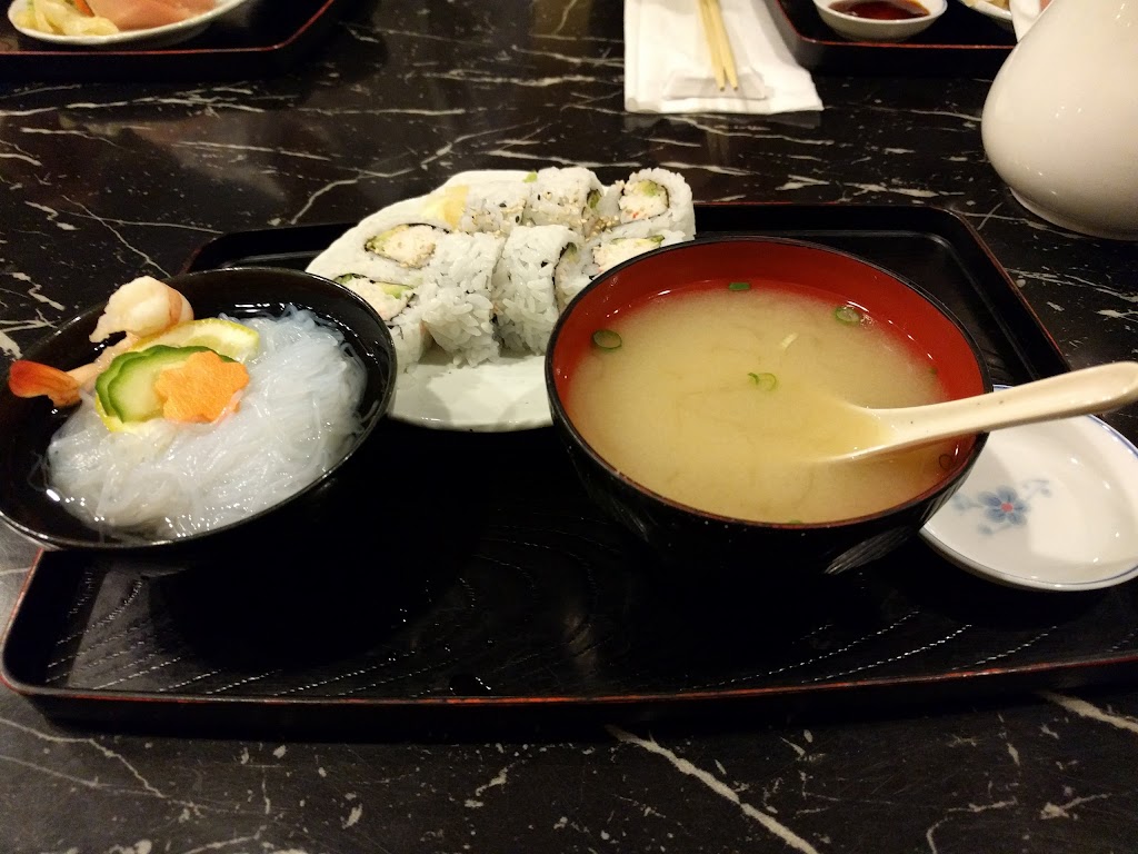 Gon Sushi | 5725 Vedder Rd #23, Chilliwack, BC V2R 3N4, Canada | Phone: (604) 858-2939