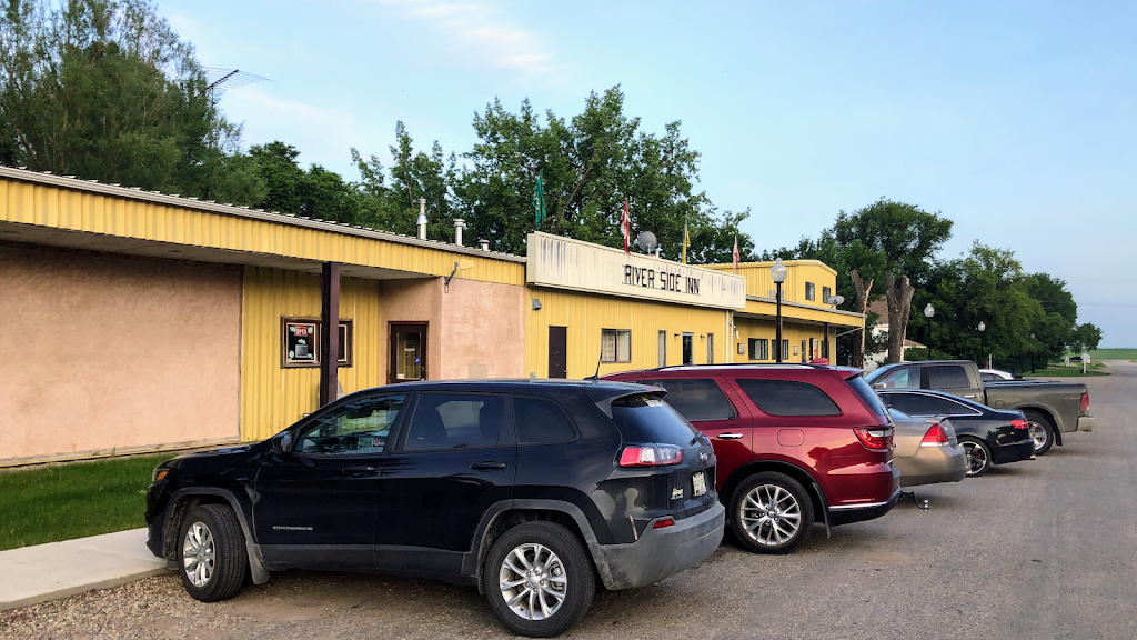 Riverside Inn | 235 Main St, Riverhurst, SK S0H 3P0, Canada | Phone: (306) 353-2211