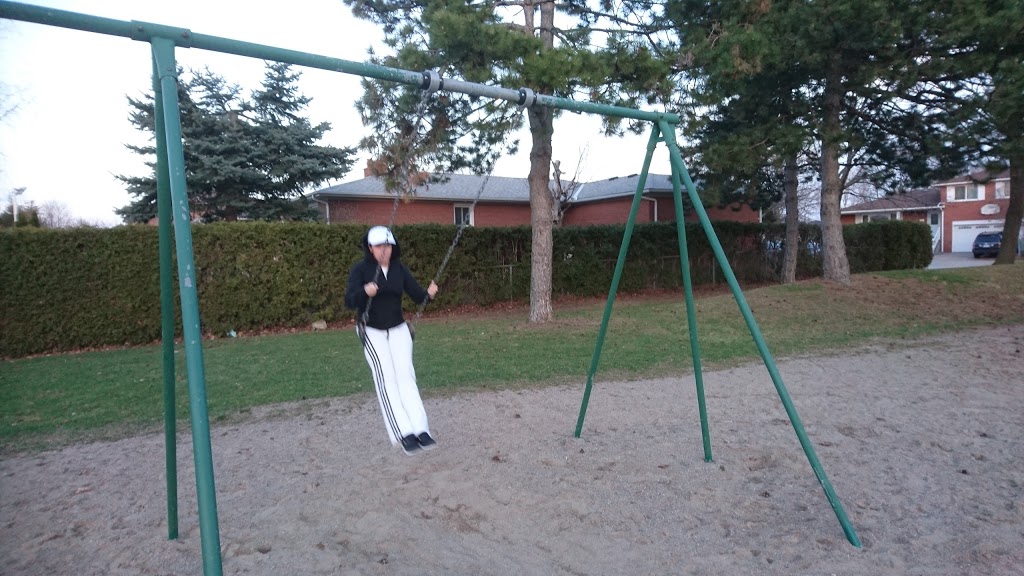 Pleasantview Park | 61 Pleasant View Dr, North York, ON M2J 3R2, Canada | Phone: (416) 338-4386