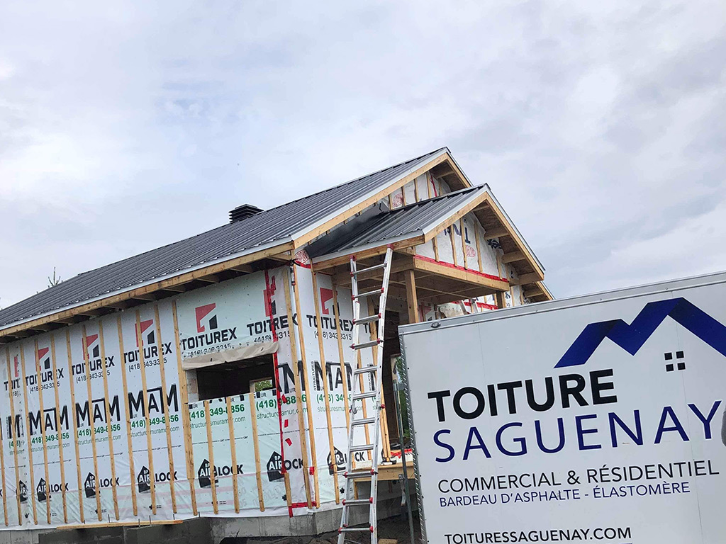 Toiture Saguenay | 561 Delisle, Chicoutimi, QC G7G 3B7, Canada | Phone: (418) 290-1715