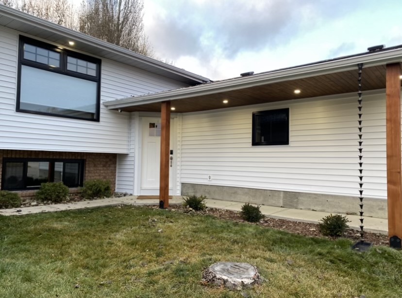 Blue Jay Exterior Renovations | 8005 162 St NW, Edmonton, AB T5R 2L8, Canada | Phone: (780) 850-2602