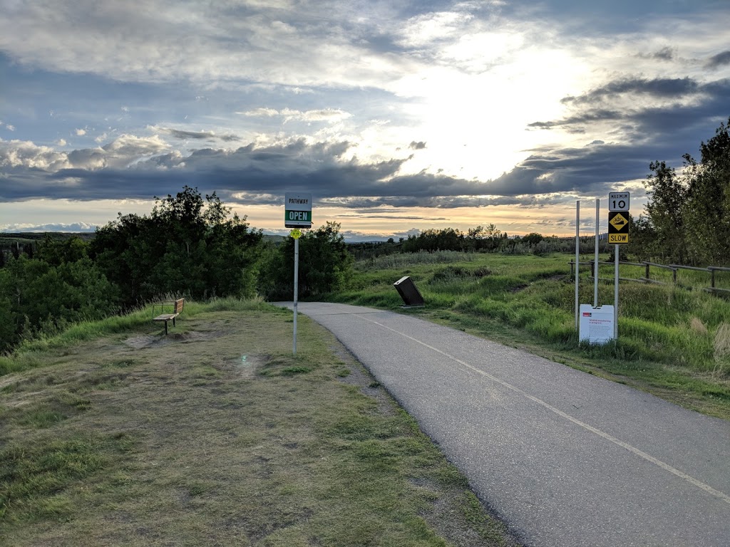 Weaselhead Natural Area Parking | 6634 37 St SW, Calgary, AB T3E 5M9, Canada