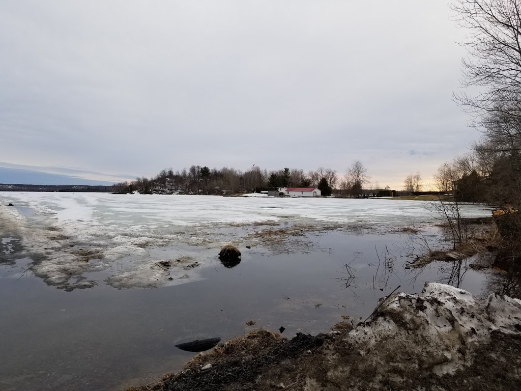 Whitewater Lake Park | 535 Laurier St W, Azilda, ON P0M 1B0, Canada | Phone: (705) 983-5609