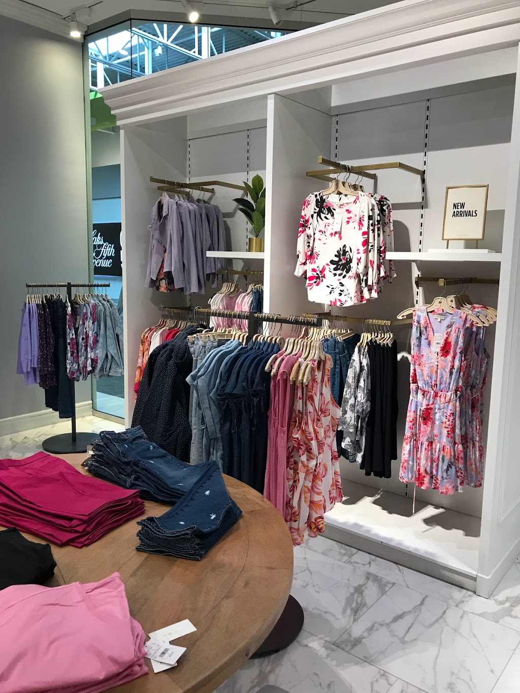 Laura | 5000 Canoe Pass Wy, Tsawwassen, BC V4M 0B3, Canada | Phone: (604) 948-1096