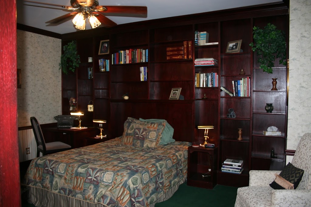 The King George Inn | 77 Albert St, Cobourg, ON K9A 2P9, Canada | Phone: (905) 269-7971