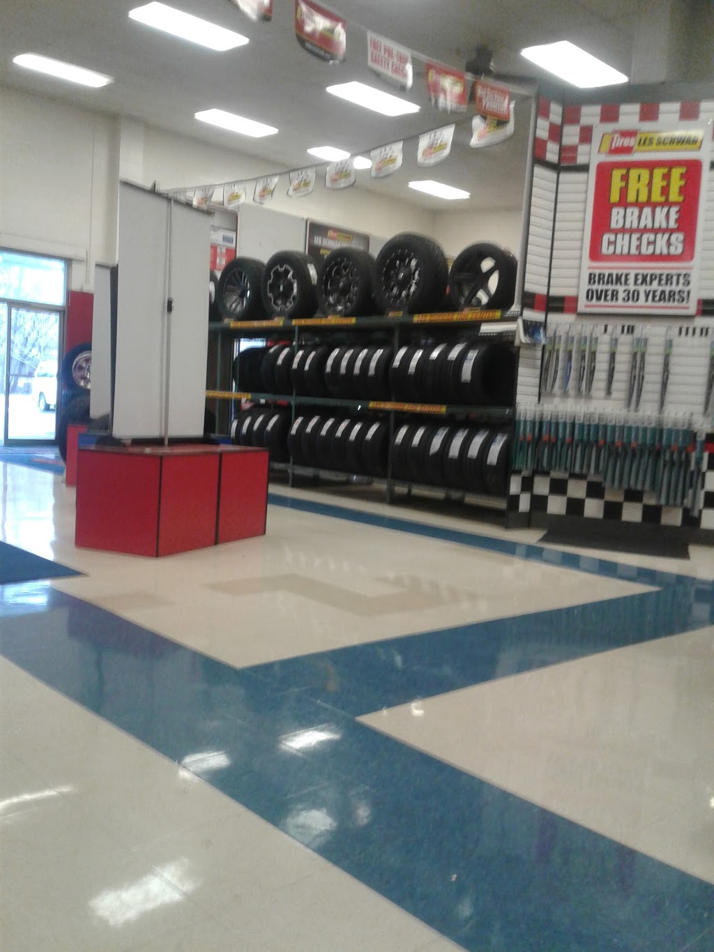 Les Schwab Tire Center | 4020 Meridian St, Bellingham, WA 98226, USA | Phone: (360) 671-4042