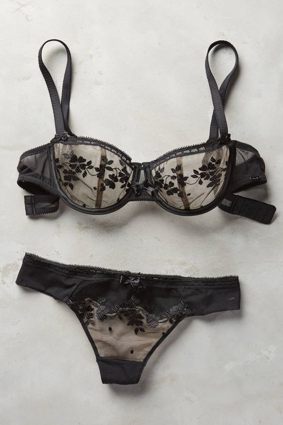 Feminine Form Ltd | 4061 200 St #105, Langley City, BC V3A 1K8, Canada | Phone: (604) 532-9449