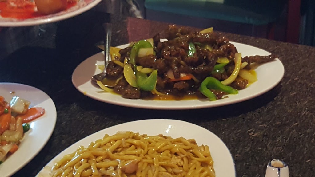 The Wok Asian Restaurant | 1840 8 St E #3, Saskatoon, SK S7H 0T6, Canada | Phone: (306) 933-1818