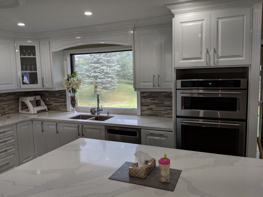 Luxury Kitchen Cabinets | 1730 Steeles Ave E, Brampton, ON L6T 1A4, Canada | Phone: (416) 527-6281