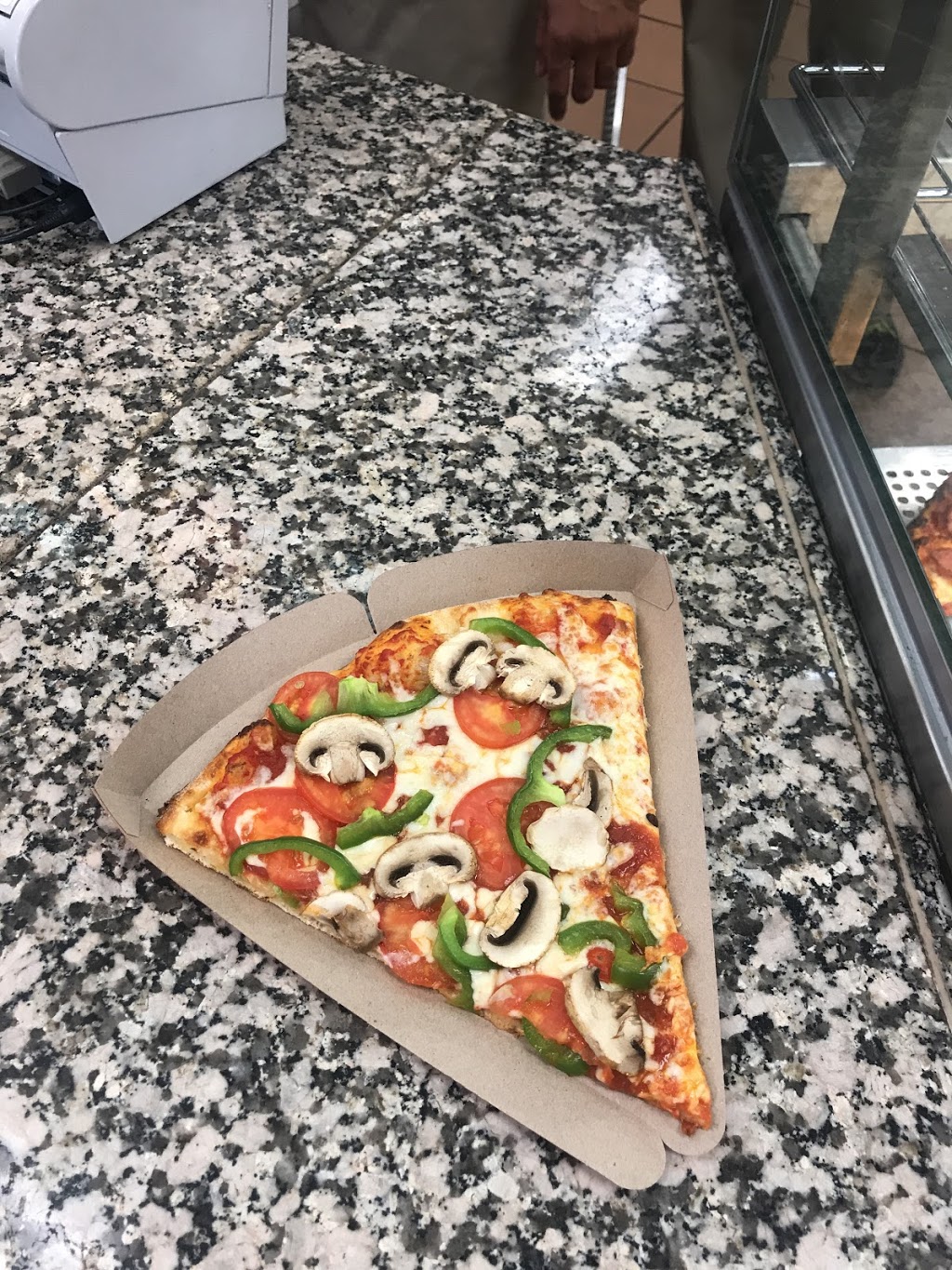Pizza Pizza | 8601 Warden Ave #1B, Unionville, ON L3R 0B5, Canada | Phone: (416) 967-1111