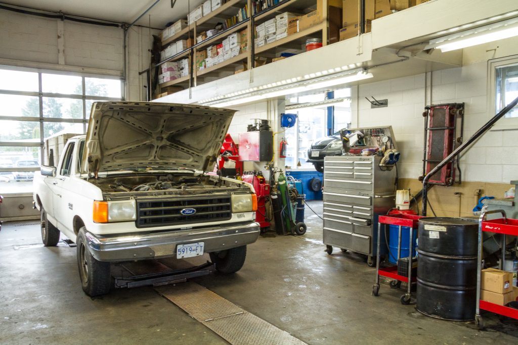 Clair Downey Service | 9429 Canora Rd, Sidney, BC V8L 1P2, Canada | Phone: (250) 656-2921