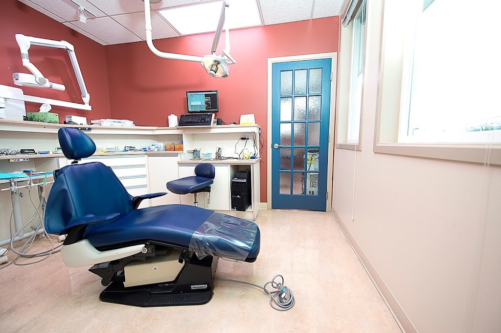 Smith Ronald G Dr Inc | 2700 Beverly St, Duncan, BC V9L 5C7, Canada | Phone: (250) 748-1125