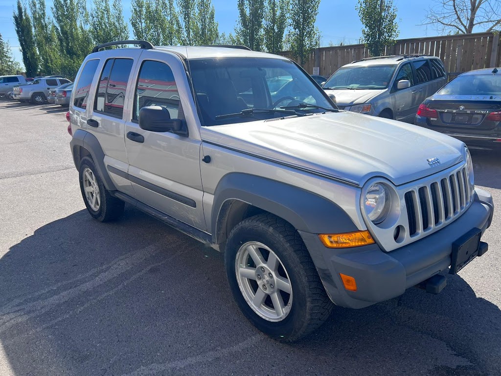 Calgary Truck | 1807 60 St SE #145, Calgary, AB T2B 0M5, Canada | Phone: (403) 975-0625