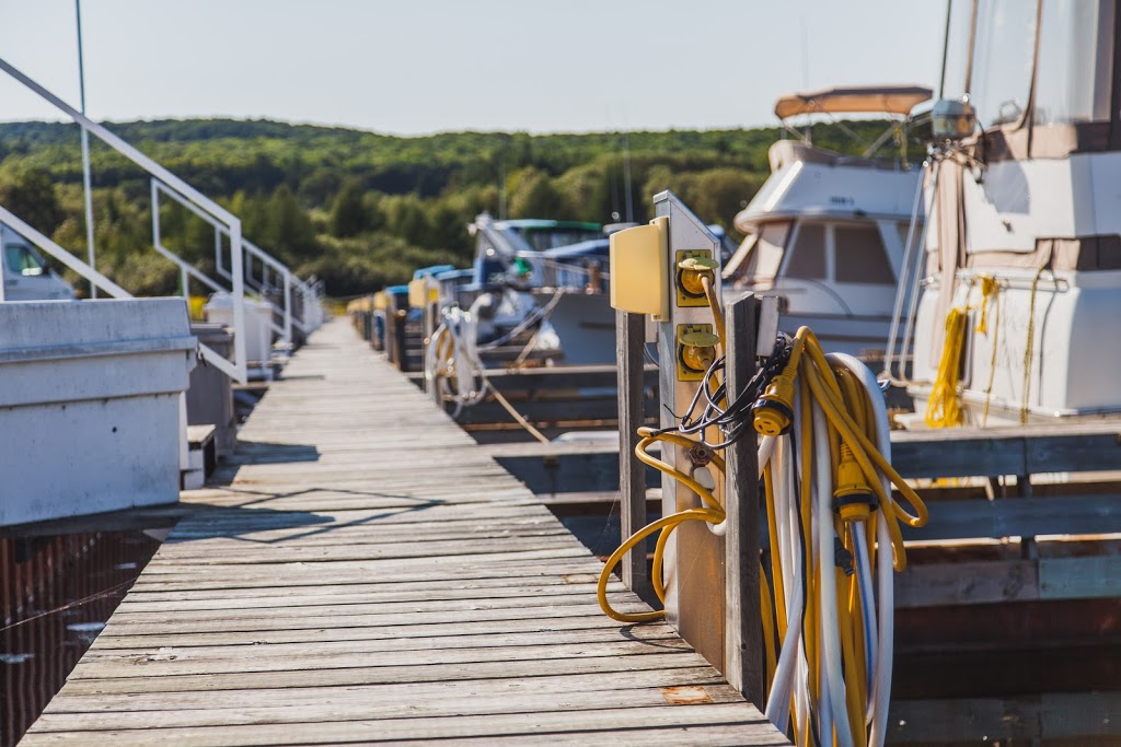 Beacon Bay Marina | 1-37 Champlain Rd, Penetanguishene, ON L9M 1S1, Canada | Phone: (705) 549-2075