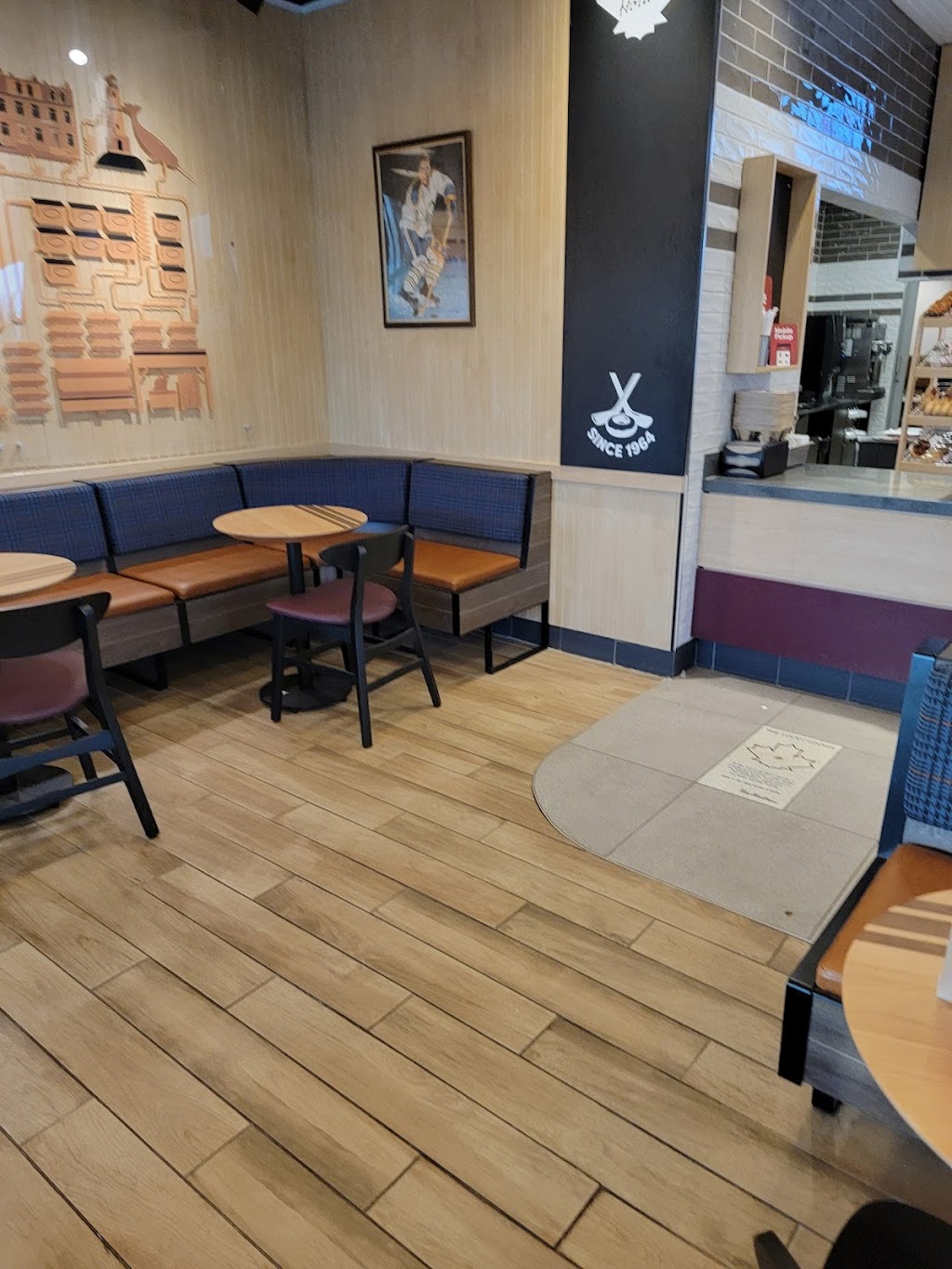 Tim Hortons | 432 King St E, Cobourg, ON K9A 1M6, Canada | Phone: (905) 372-2212