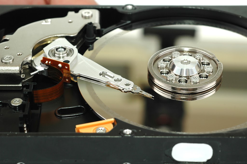 Critical Data Recovery Lab Inc 1 Leaside Park Dr 5a, Toronto, ON M4H