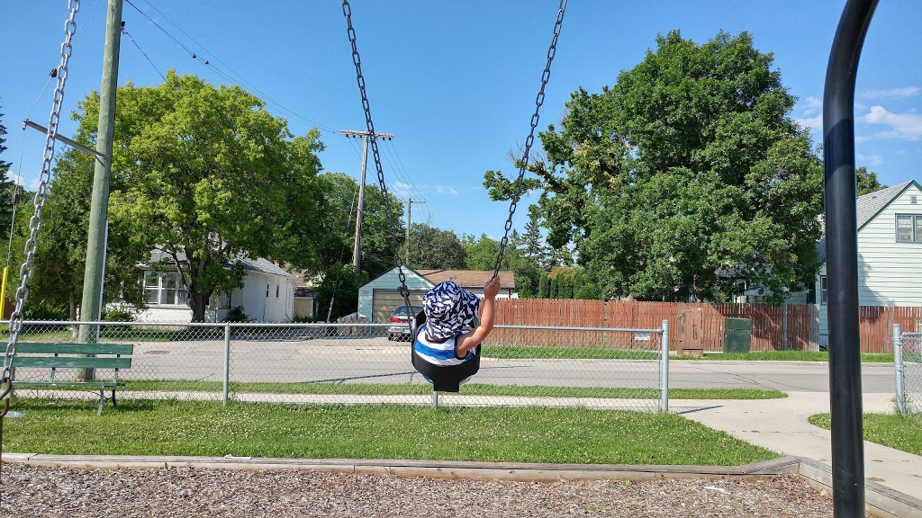 Bronx Park | Winnipeg, MB R2K 0Z5, Canada | Phone: (204) 667-5731