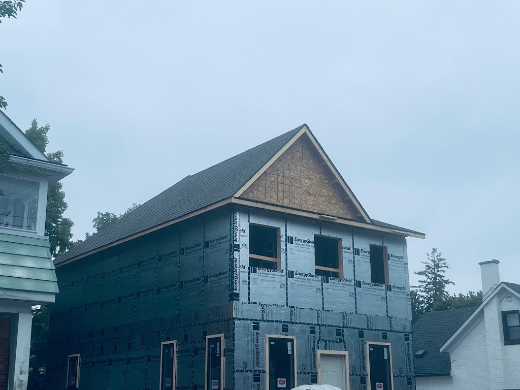 Williams siding and aluminum | 282 Chokecherry Cres, Waterloo, ON N2V 0C3, Canada | Phone: (647) 818-5685