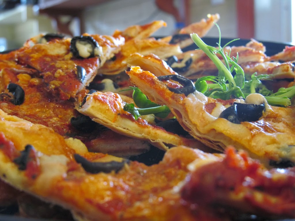 Al Dente Inc | 30 Rue Leclerc, Baie-Saint-Paul, QC G3Z 2K5, Canada | Phone: (418) 435-6695