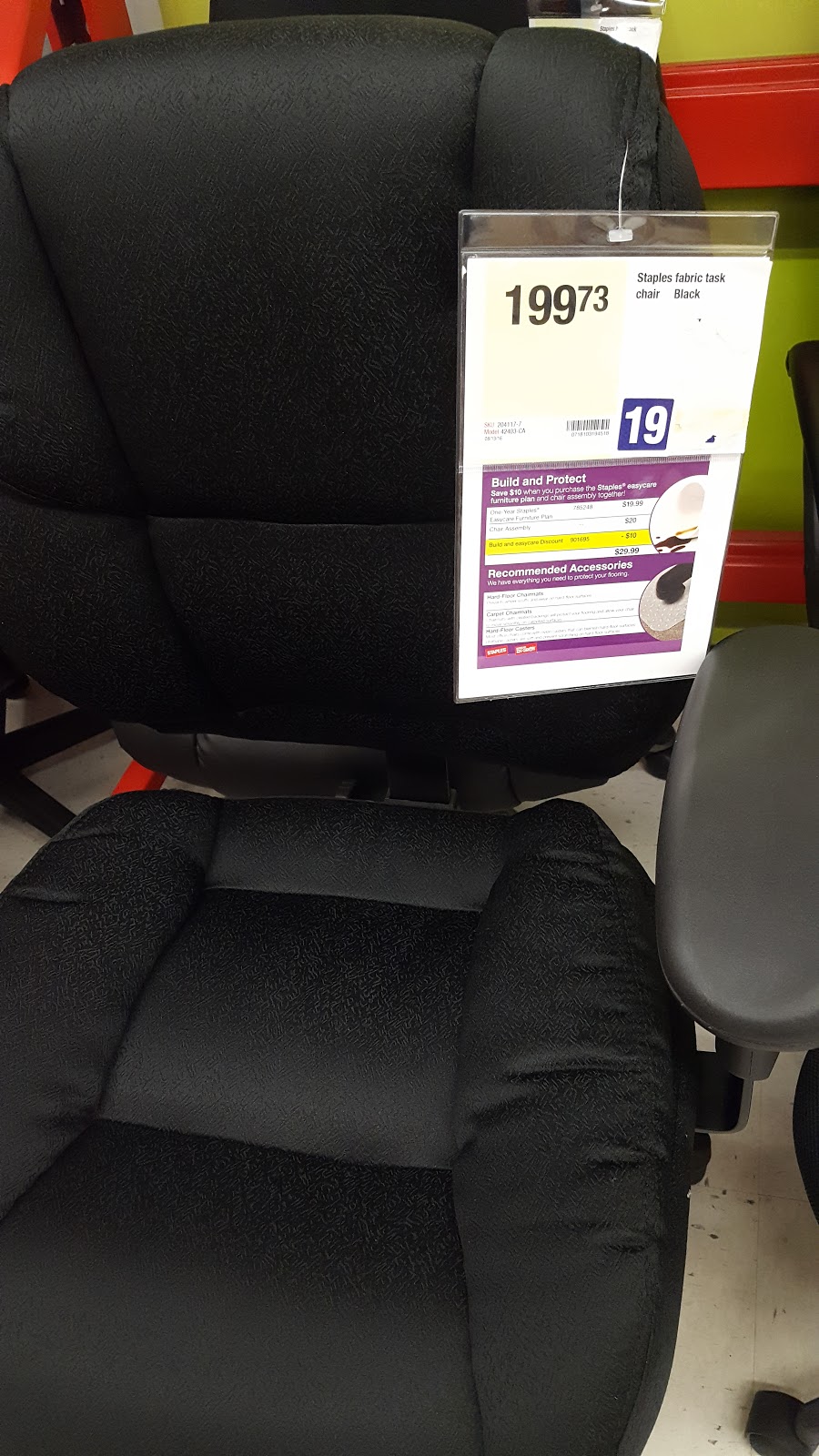 Staples | 2000 North Island Highway #100, Nanaimo, BC V9S 5W3, Canada | Phone: (250) 751-7771