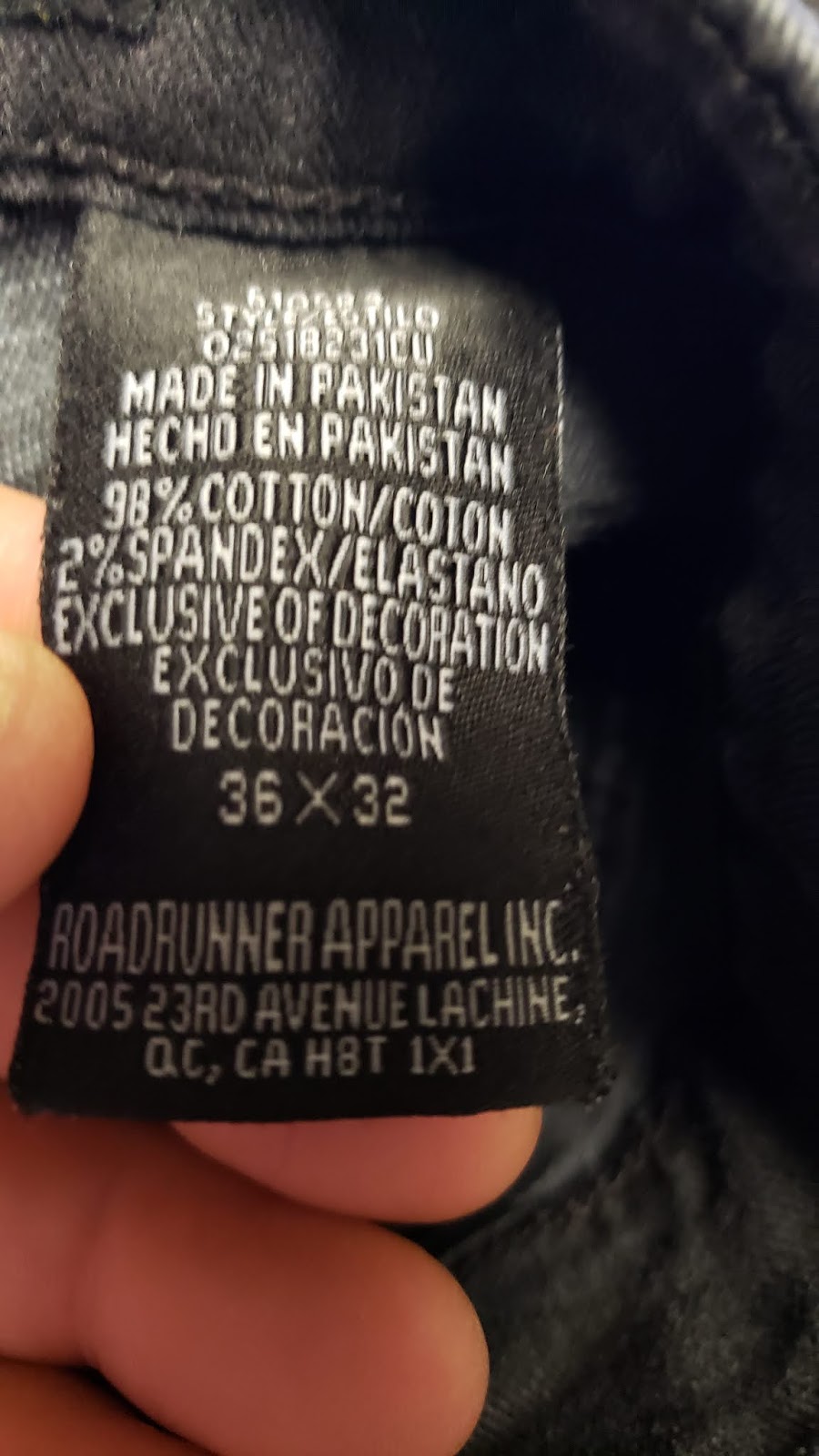 Les Vetements Roadrunner | 2005 23e Avenue, Lachine, QC H8T 1X1, Canada | Phone: (514) 631-2275