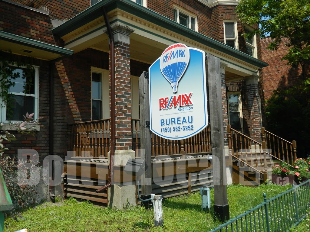 RE/MAX Bonjour | 599 Rue Principale, Lachute, QC J8H 1Y8, Canada | Phone: (450) 562-5252