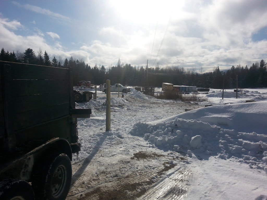 Northeast Farm Services | 4501 US-5, Irasburg, VT 05845, USA | Phone: (802) 754-8863