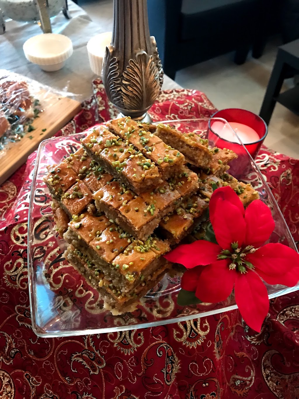 Khaki Cafe & Restaurant | 7163 Yonge St #120, Thornhill, ON L3T 2A9, Canada | Phone: (905) 597-9070