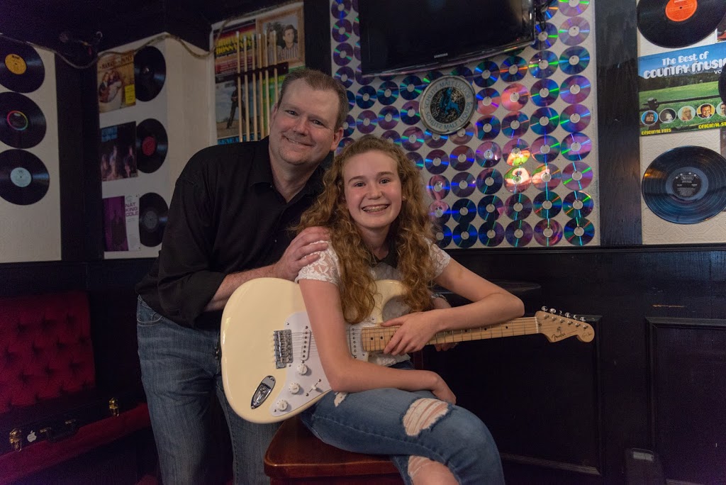 Tim Crookalls Guitar School | 35 Avondale Dr, Courtice, ON L1E 2Z2, Canada | Phone: (905) 404-8044